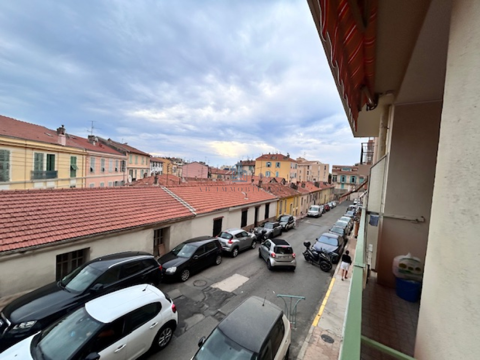 Appartement 3 pièces 77 m² · à Menton · 77 m² · 349 000 €