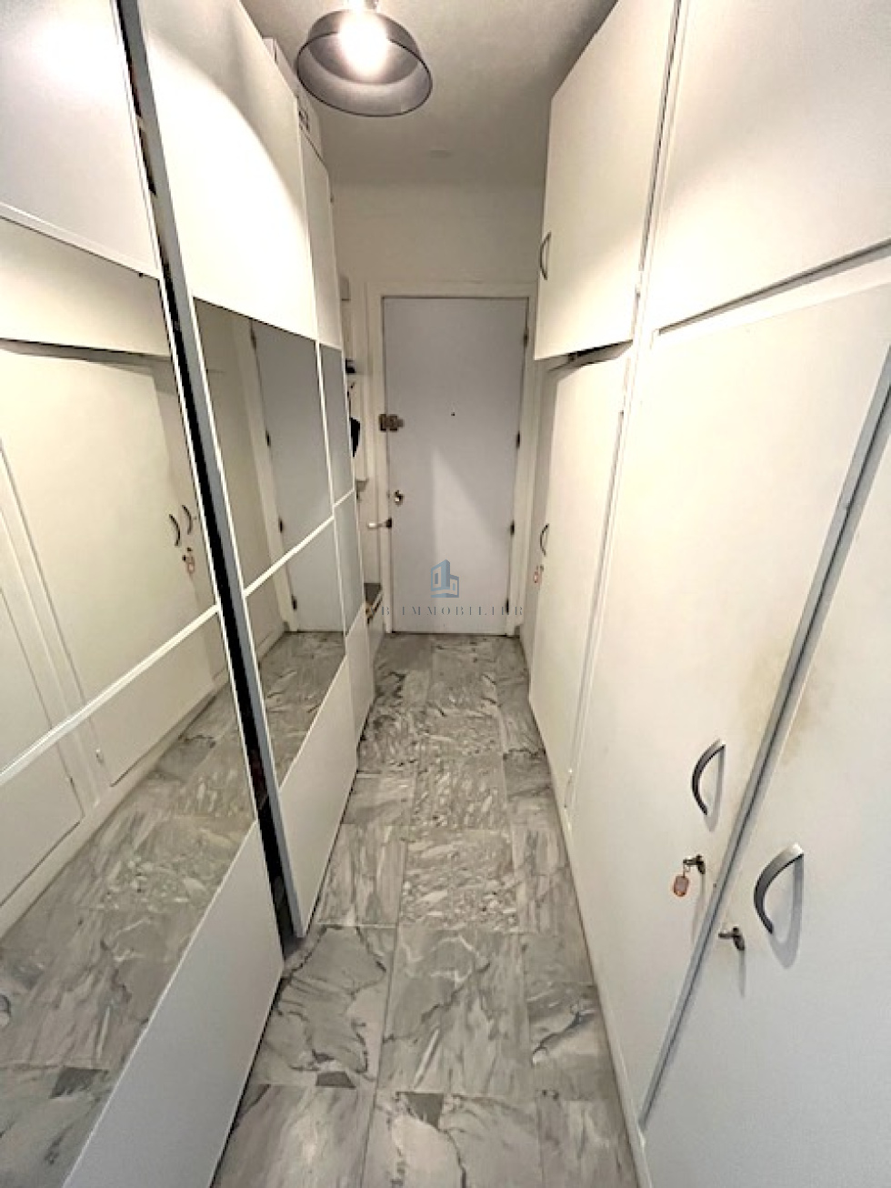 de nombreux rangements